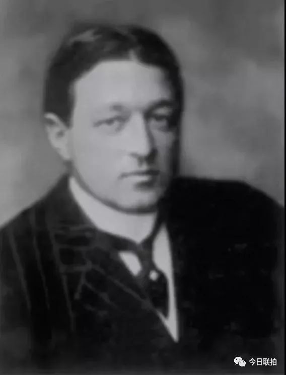 崇庆皇太后庆寿图,崇庆太后万寿图乾隆衮服