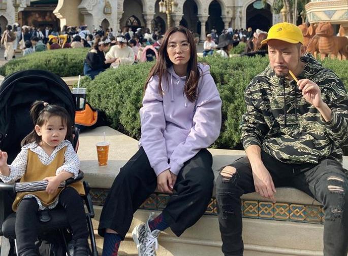 女歌手流产经历,痛心32岁女网红明星坠崖