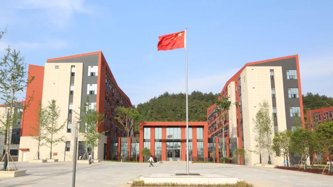 湖北十堰研究生学校,湖北十堰有研究生点的学校