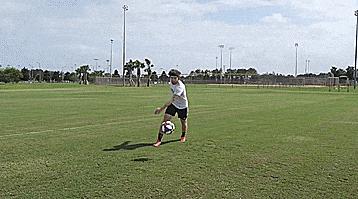 长传球的五个步骤,精准长传教学