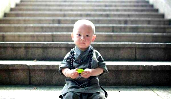 义存禅师一句风趣话，让玄机顿时开悟，从此“心无挂碍”