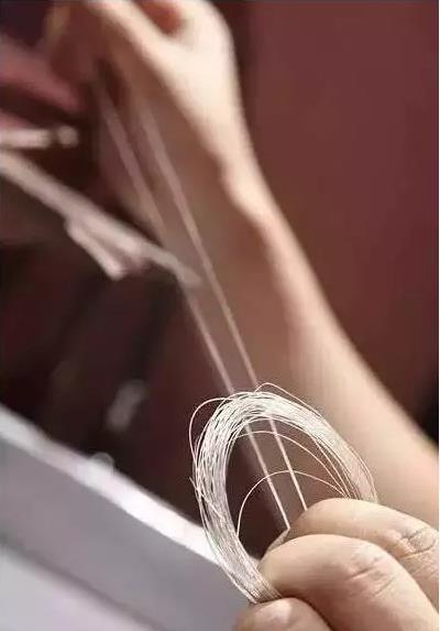 0.5g的黄金容易变形吗,0.5g黄金有多少