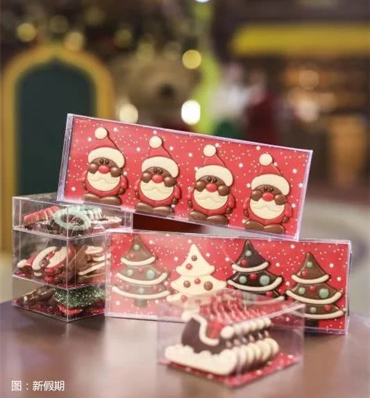 香港巨型圣诞树,香港圣诞树旅游攻略