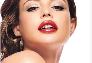 改善唇部干皮,唇干皮怎么护理