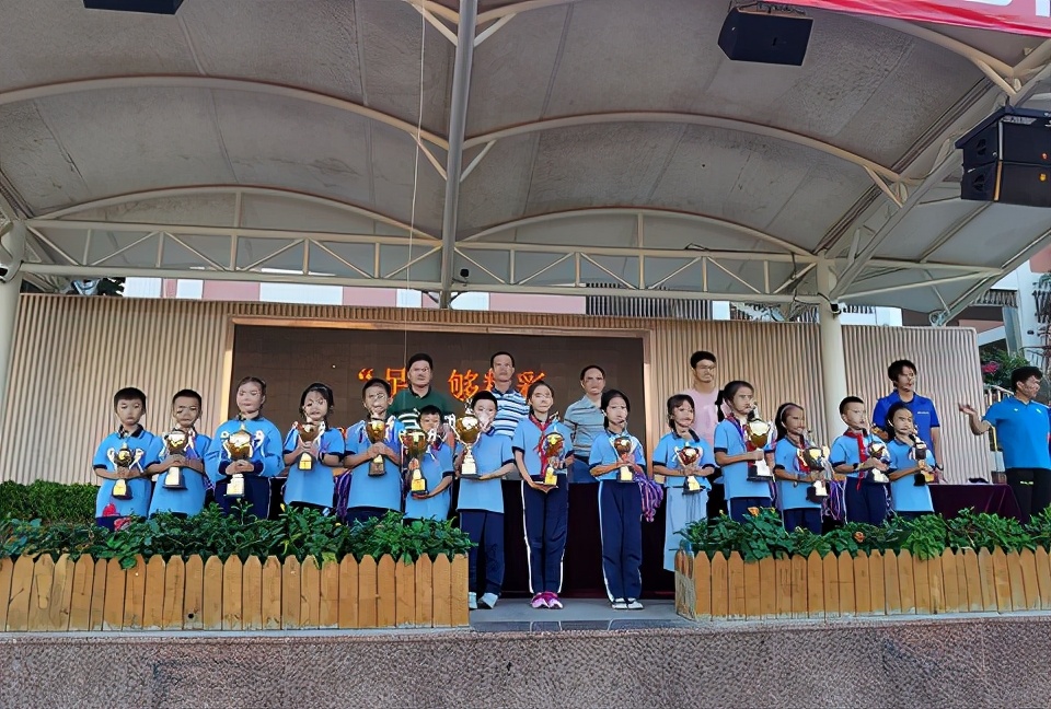 思明区小学生校园足球联赛2021,趣味足球快乐成长