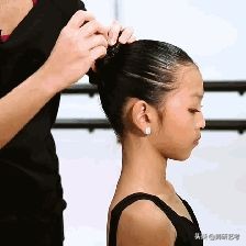 舞蹈高盘头的简单方法,儿童舞蹈盘头最简单