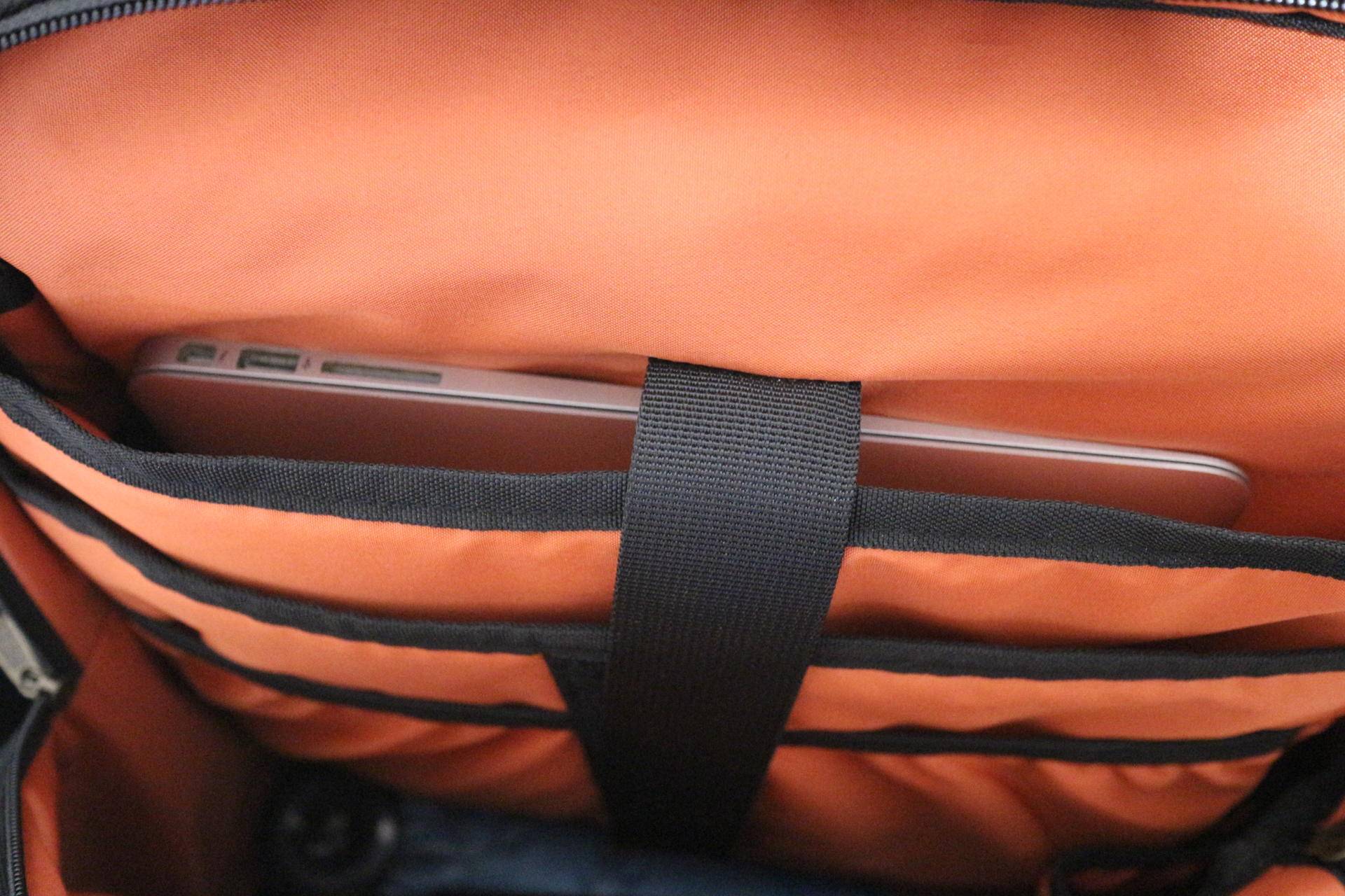 旅行超帅双肩包,tomtoc双肩包测评