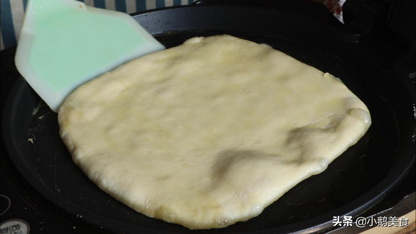 教你怎么烙饼干先扭一扭,烙饼做出来的饼干硬怎么办