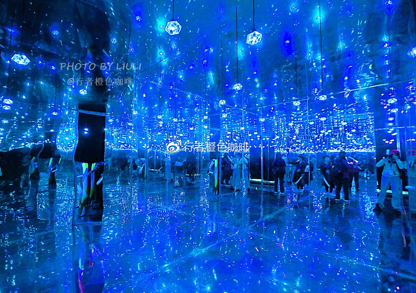 滑水冲浪刺激视频,北京密云清凉谷游玩攻略