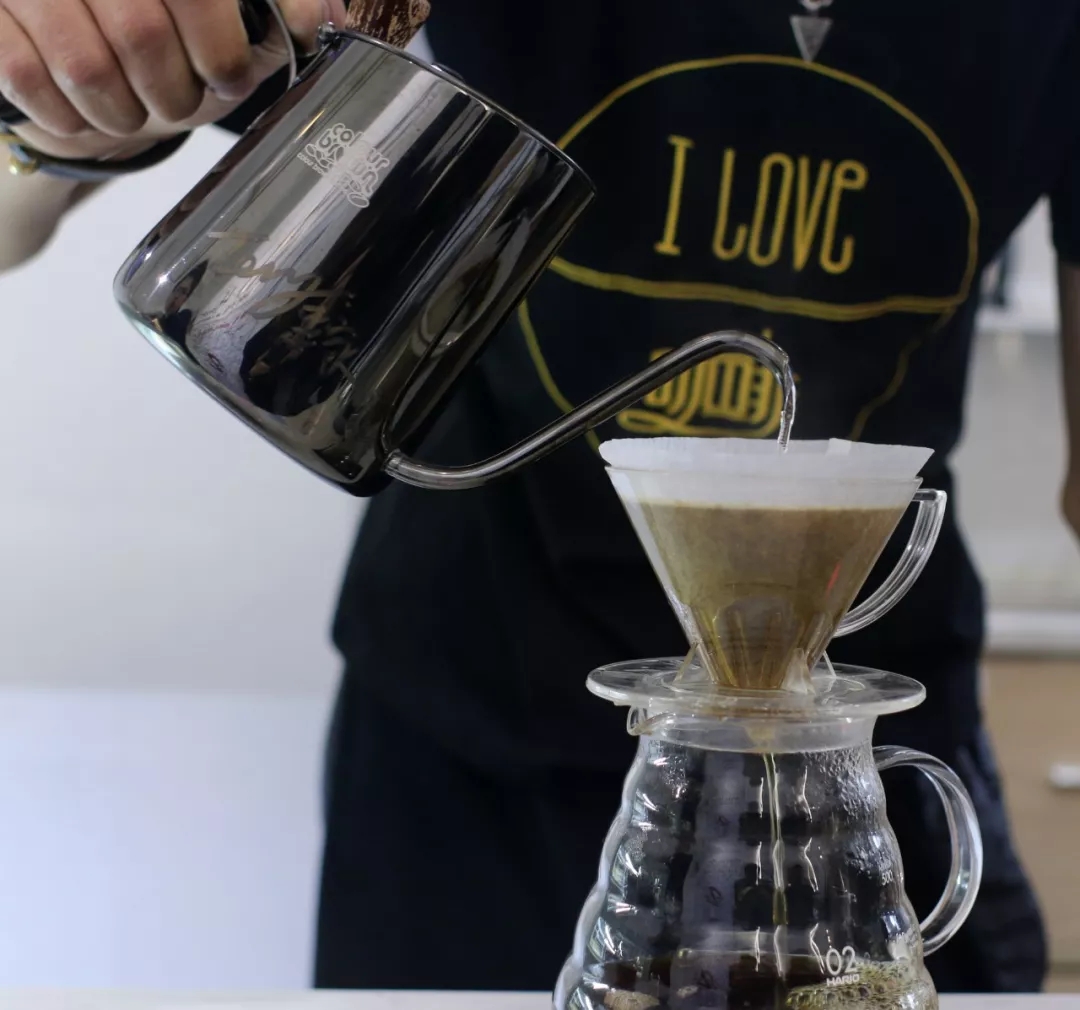 挂耳咖啡的正确冲泡方法,速溶咖啡正确的冲泡方法