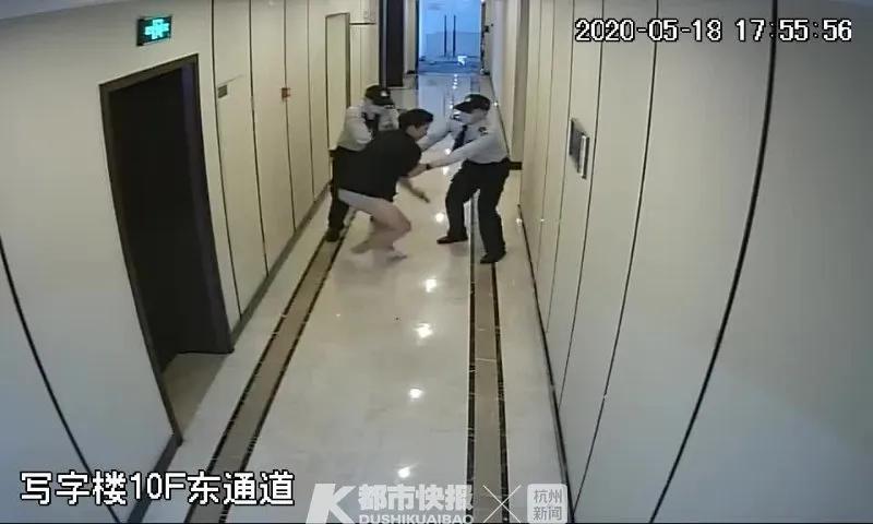 1分40秒！杭州男子*拍偷**女厕后成功逃脱！结果大快人心