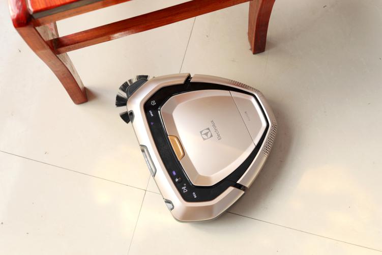 扫地机器人科沃斯性价比,性价比高的扫地机器人能上楼梯吗