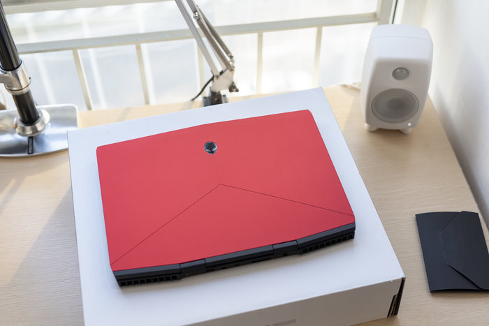 外星人alienwarem15拆解,alienwarem15星云红升级