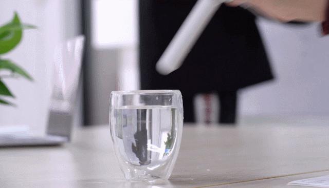 加湿黑科技,采用超声波雾化原理,每秒震动1500000次,颠覆传统