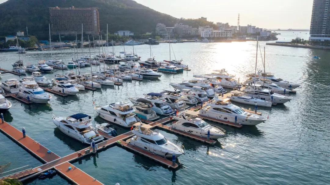 三亚游船出海和游艇出海的区别,三亚坐游艇飞机帆船攻略