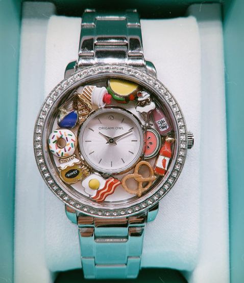 我去年买了个表超耐磨的什么意思,我去年买了个表超耐磨