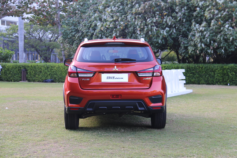 十万元内性价比高的车新车试驾,最新款三菱劲炫试驾视频