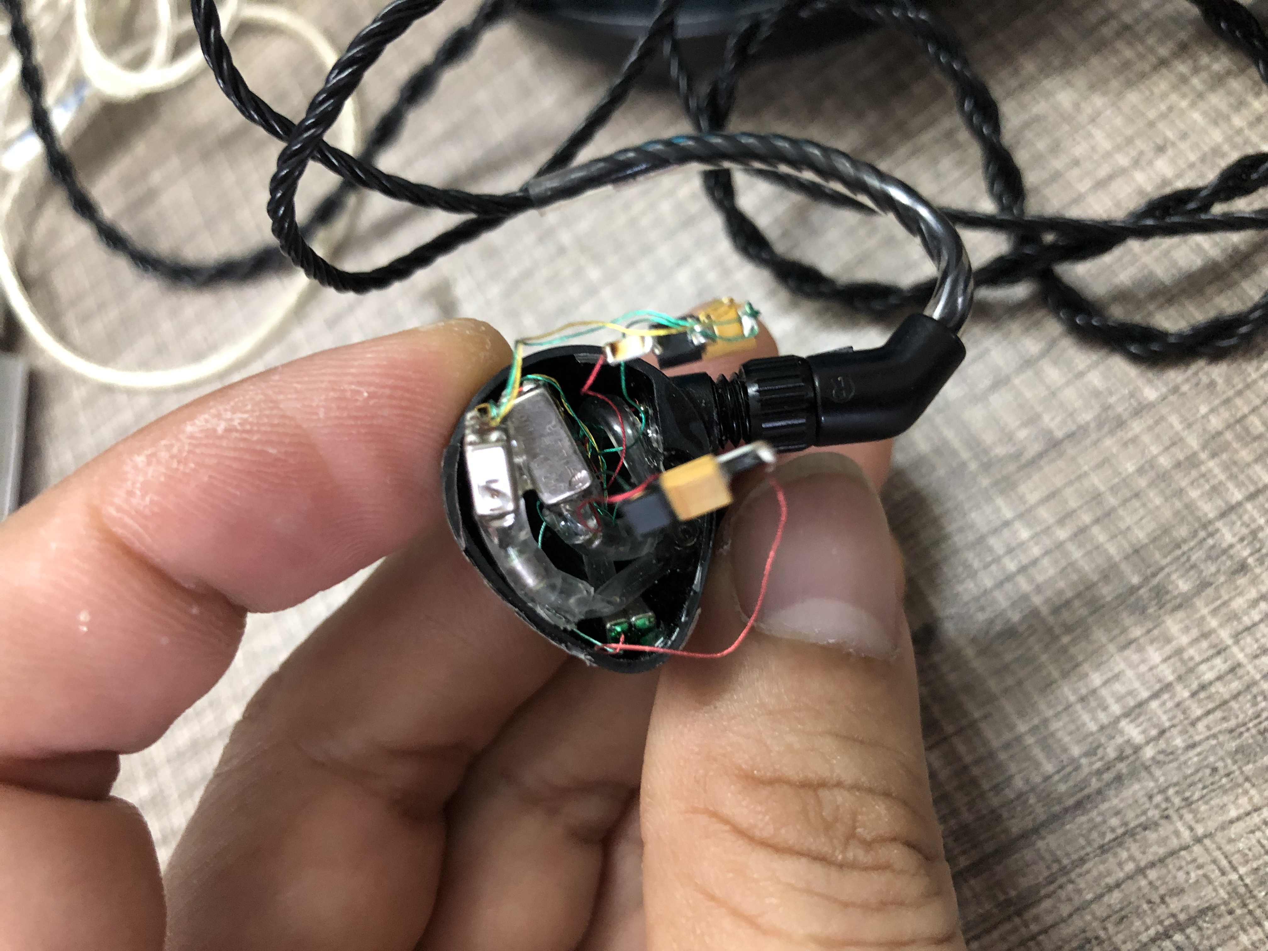 艾利和rosie耳机,艾利和rosie耳机好用吗