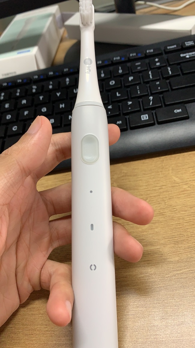 电动牙刷买震动还是转动的,在哪里买电动牙刷