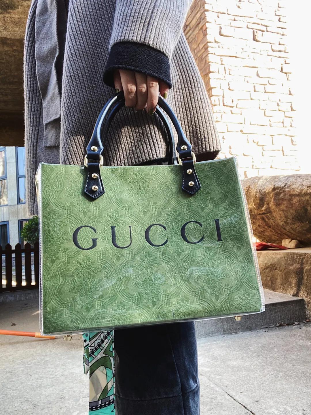 gucci新款包包经典黑色大,gucci小包包经典款