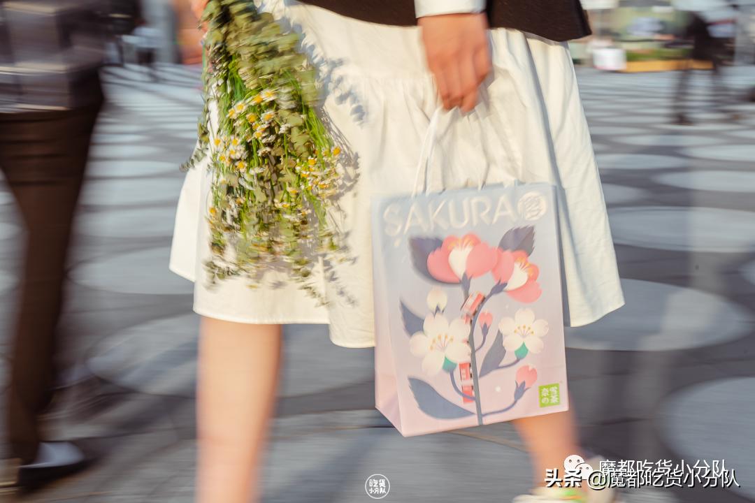 星巴克秋天的第一杯奶茶推荐,星巴克樱花季新品奶茶