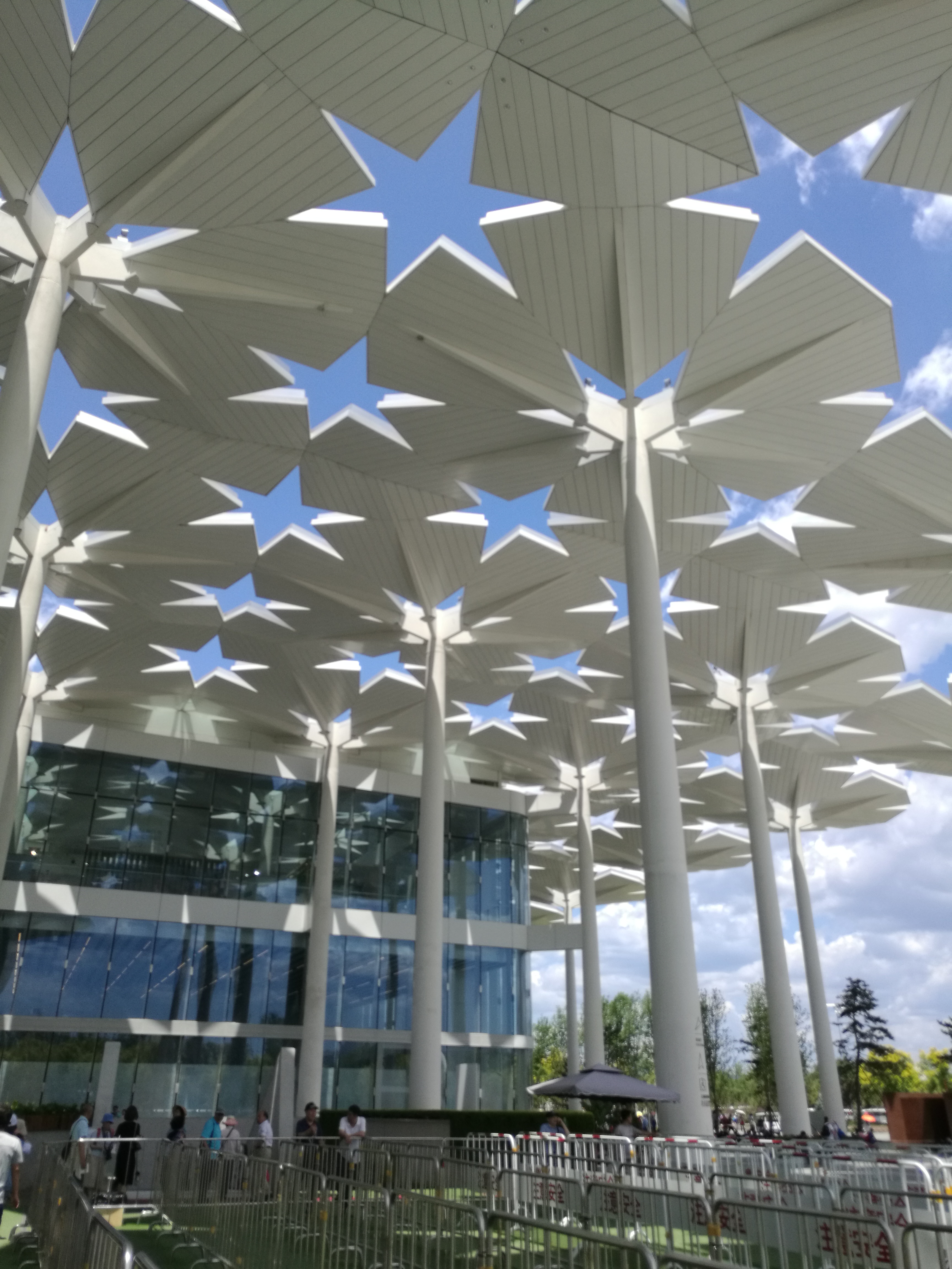 长城脚下的村庄的图片,长城脚下的美景