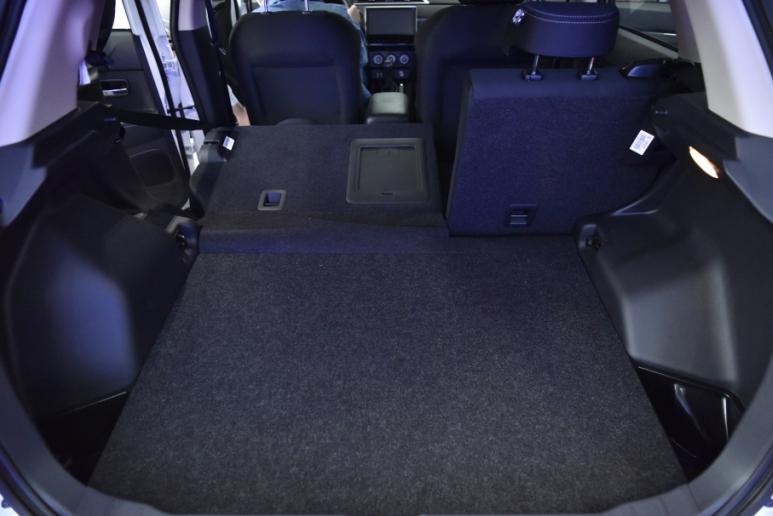 三菱劲炫手动挡1.6l新车多少钱,17年二手劲炫1.6l手动挡