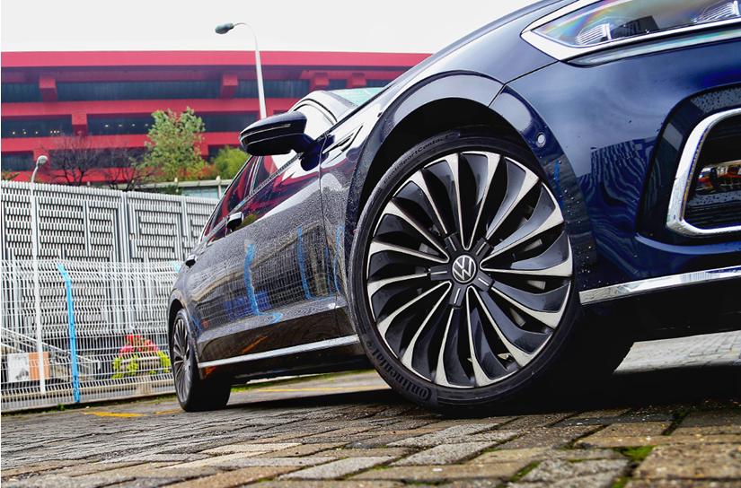 深度试驾大众新辉昂，内饰风格务实，乘坐空间和舒适性怎么样？