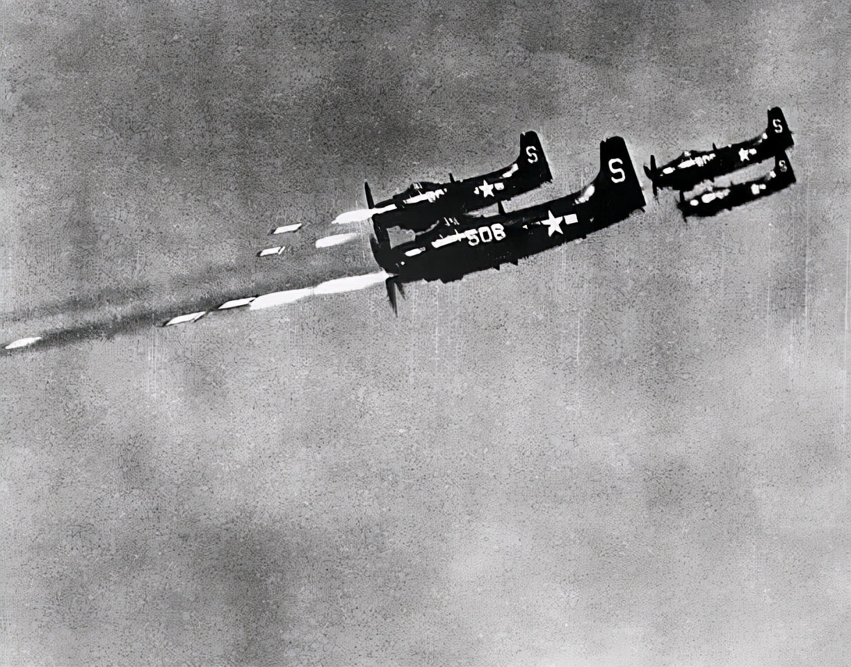 长津湖战役冰血下的猛虎,冰血长津湖战役美军照片