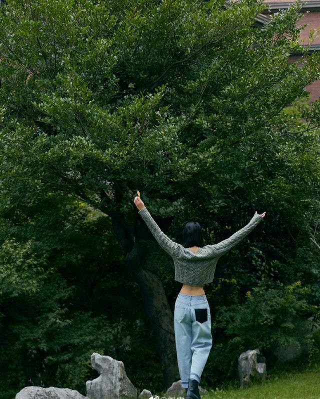 确认过大表姐的腰：绝美