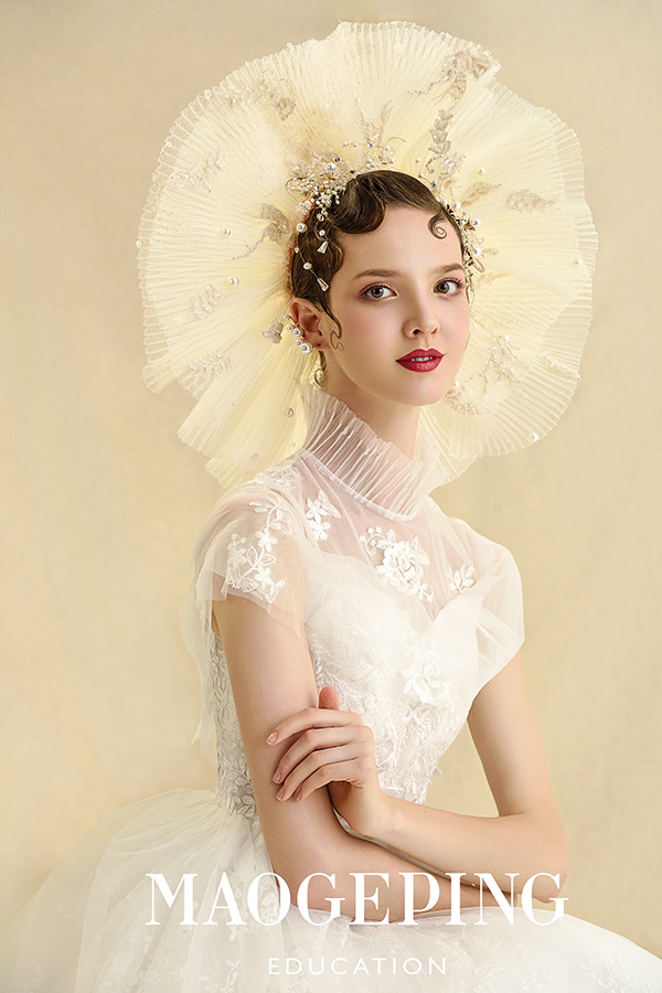 化妆师是艺术还是技术,化妆师是一个什么样的职业