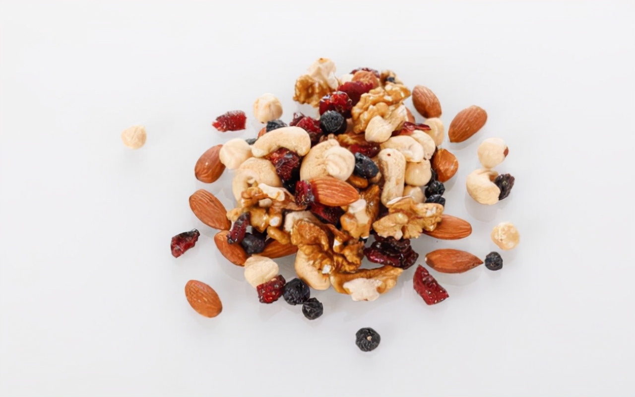 27岁甲状腺结节3类吃什么散结快,甲状腺结节不能吃六种食物专家说