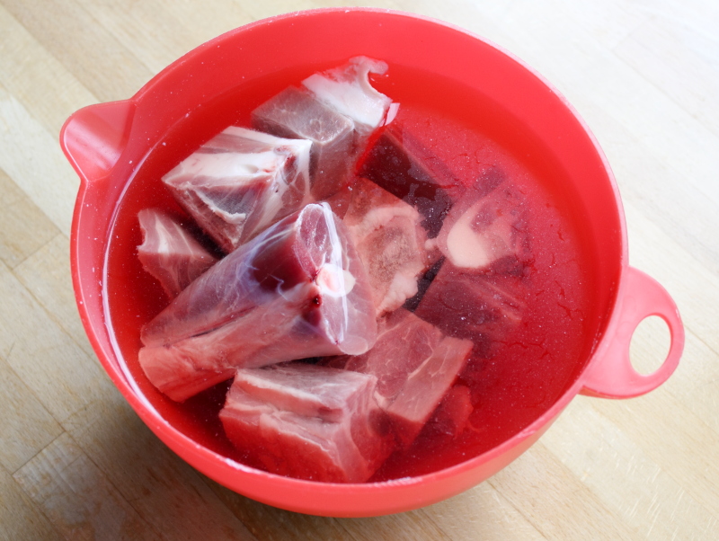 如何熬羊骨头汤,怎样熬羊骨头汤香好喝