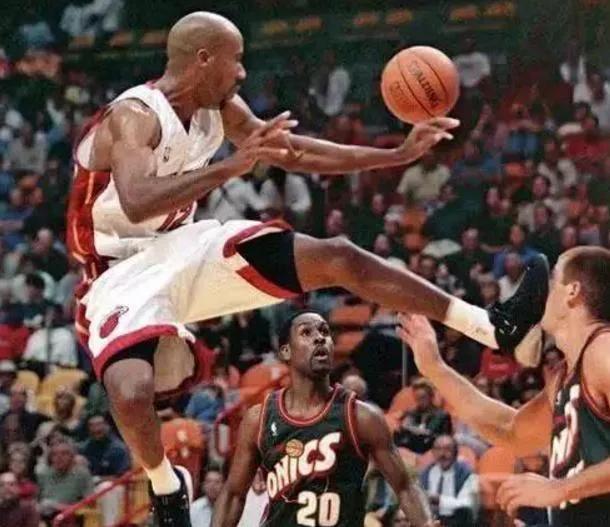盘点nba历史出现的6次黑八奇迹,nba现役十大恶汉排行榜