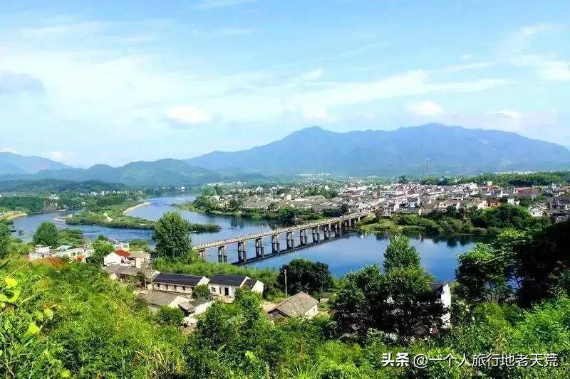 我喜欢古镇,我喜欢古镇的安逸和宁静