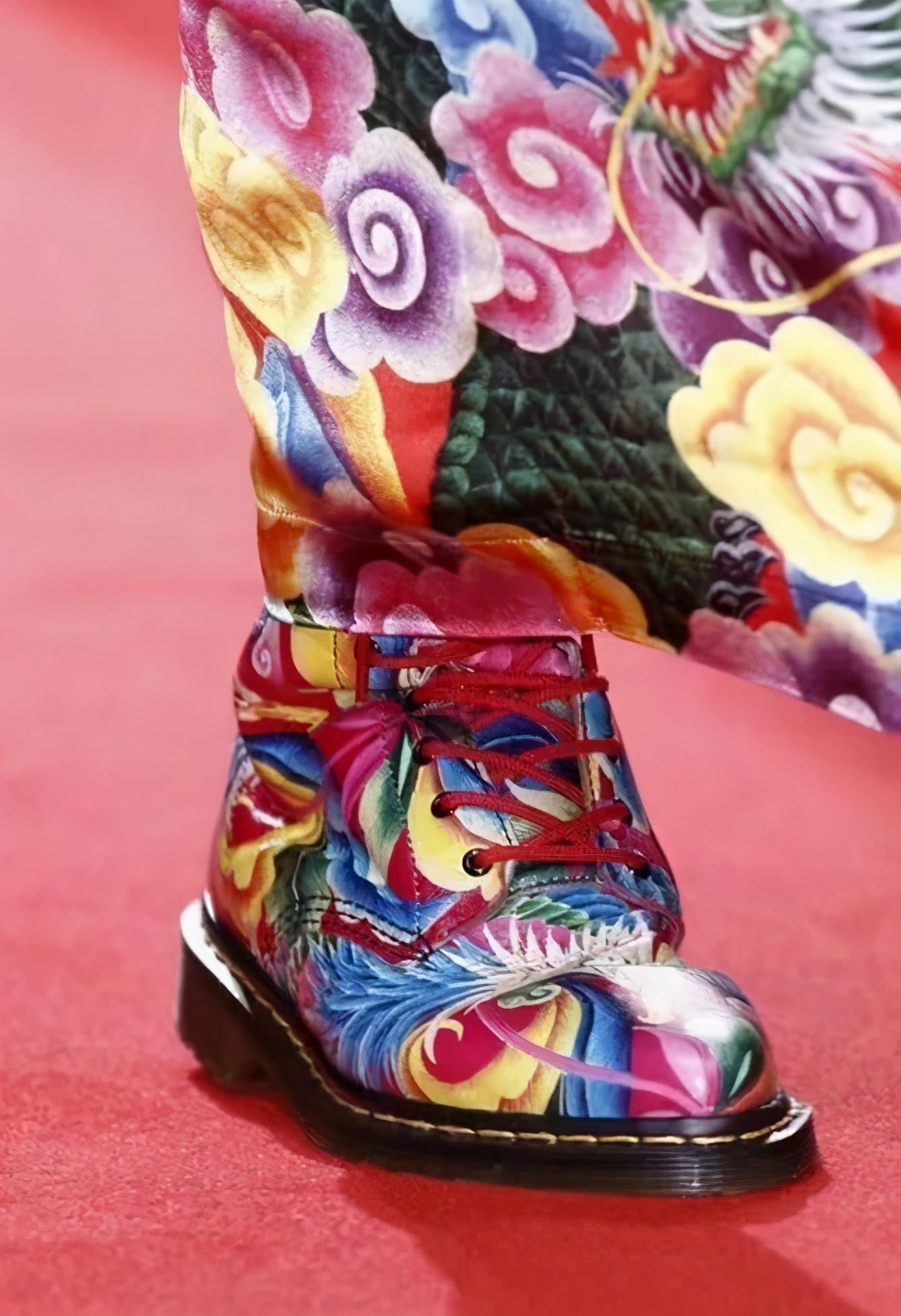 痰盂变果篮,痰盂被人玩出了新花样