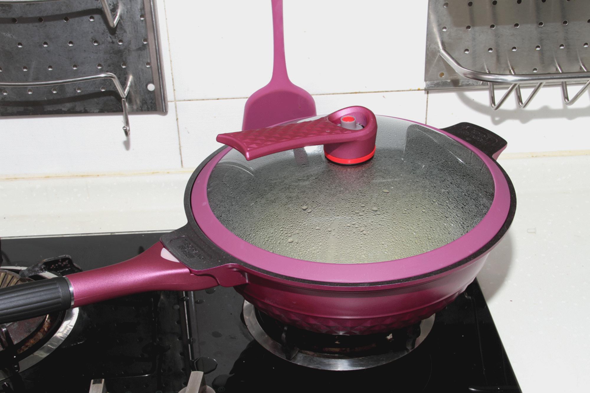 一锅顶八锅，不粘锅里面的小妖精——英国帝伯朗钛钻不粘锅