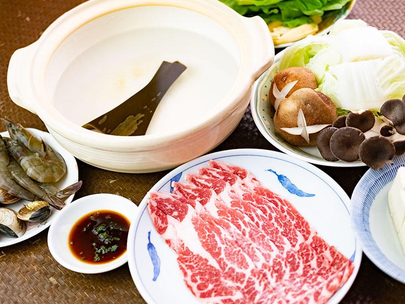 日本火锅和韩国火锅对比,中国的火锅vs俄罗斯火锅