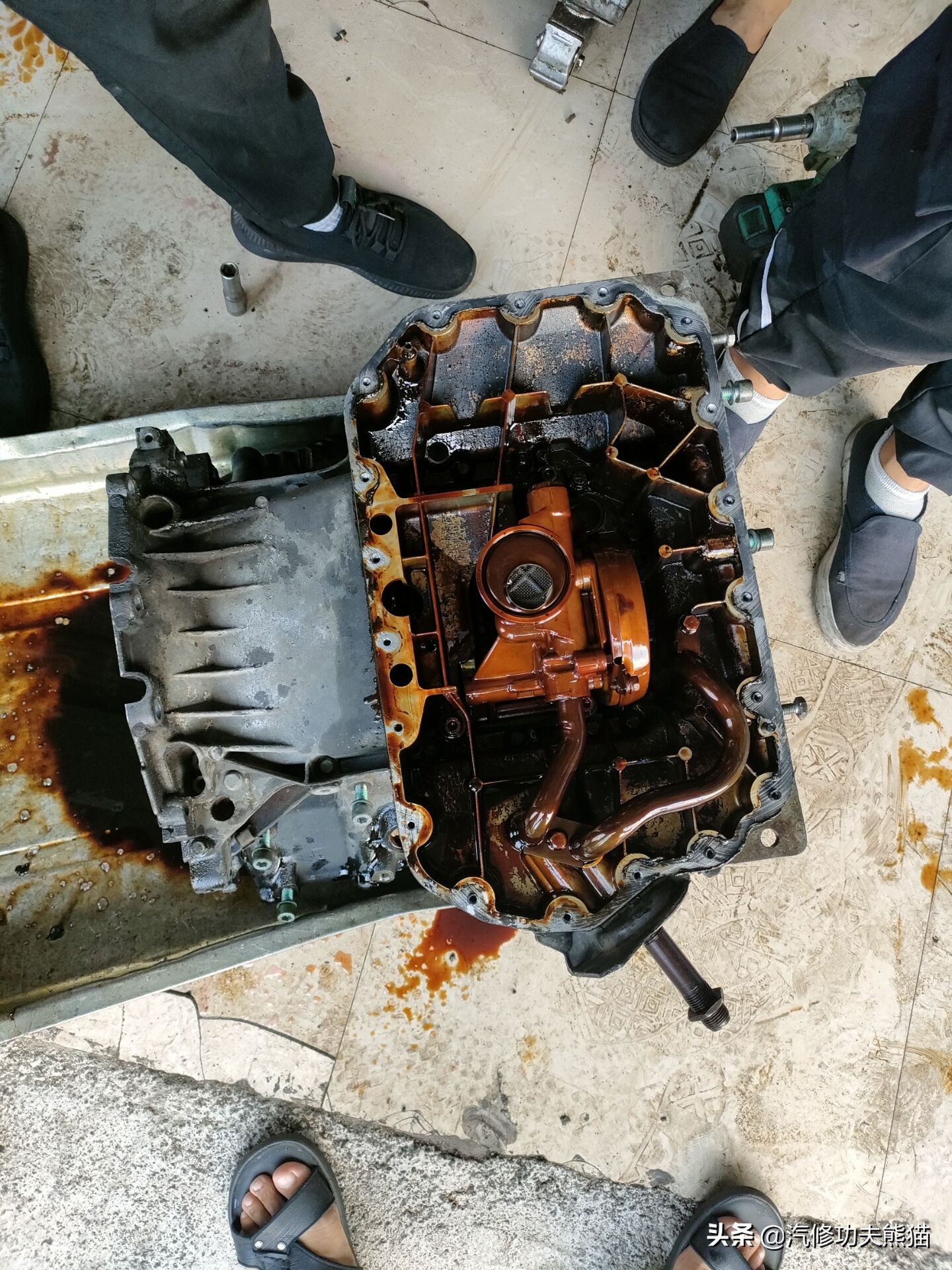 2003年老奥迪a6,2012年奥迪a6经典