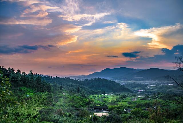 投资300亿建商业综合体,投资500亿康养小镇