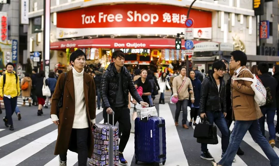 在日本的中国人，都靠什么赚钱？