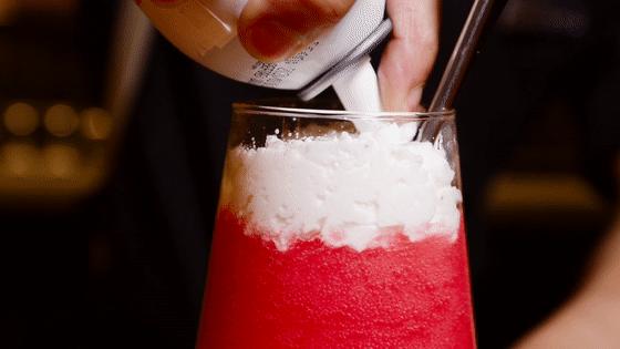 重庆第①家正版餐酒博物馆来了！1000+酒水，50+简餐，嗨翻16h