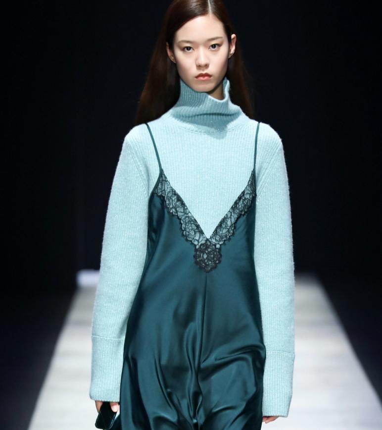 男生秋冬季节高领毛衣怎么内搭,什么样的高领毛衣可以当内搭