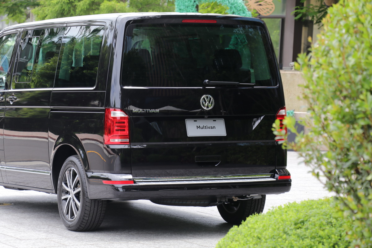 进口大众multivan精彩实拍展示,19年大众帕萨特混动试驾