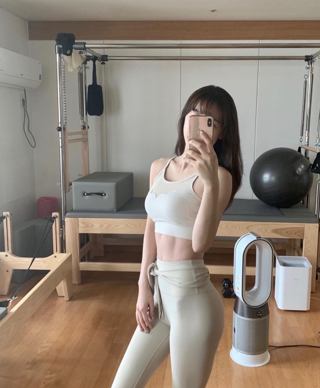 一胖就胖肚子一瘦就瘦胸,瘦肚子练腹肌的8个动作