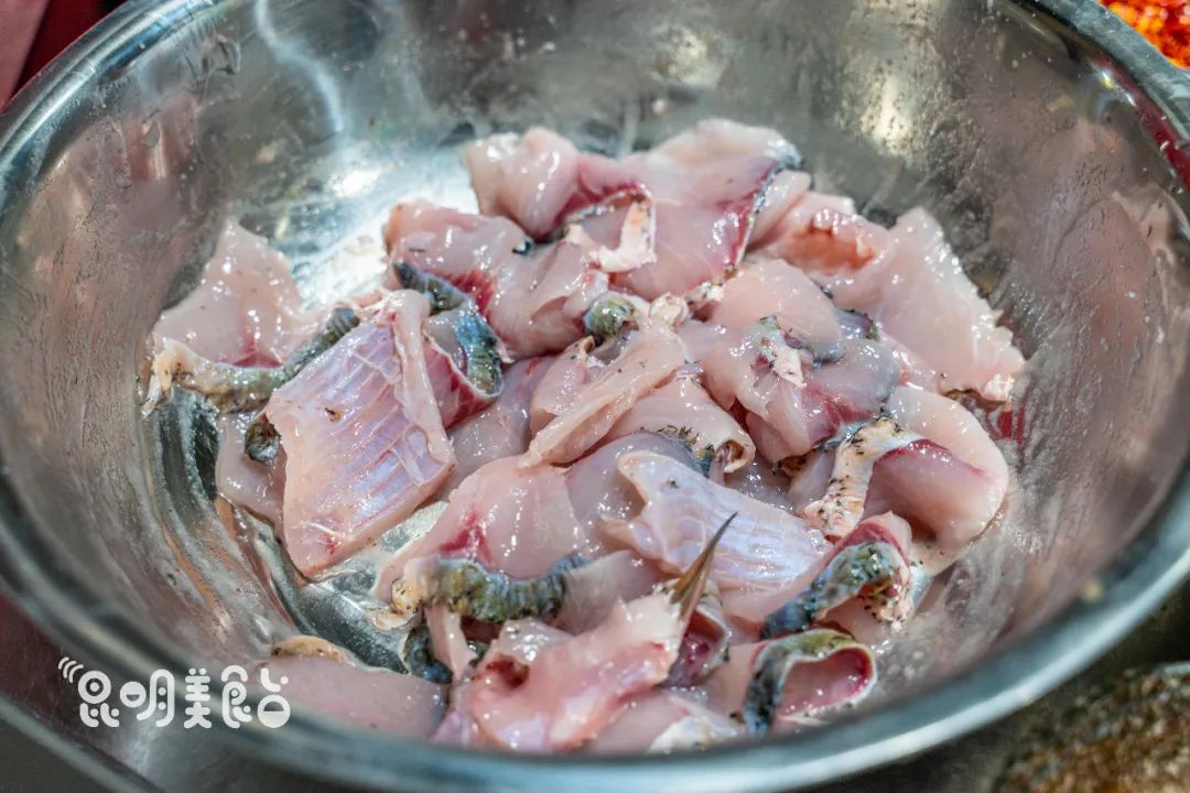 昆明排队三十年老店,昆明三十年老字号