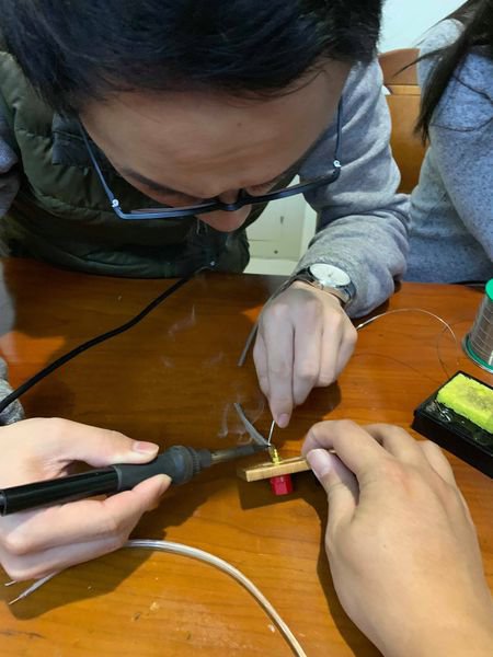 昔有惠威引风骚，今日莞音再掀HIFI发烧风潮，学弟学妹DIY音箱忙