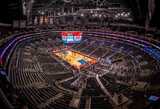 踢足球和打篮球哪个更累,踢足球和打篮球一个道理