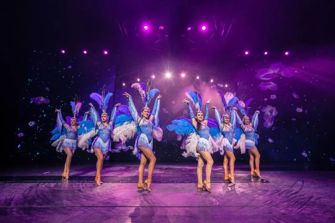 番禺|2天1夜仅499住1房1厅房车+早餐+2大2小长鹿休博园门票+泳池