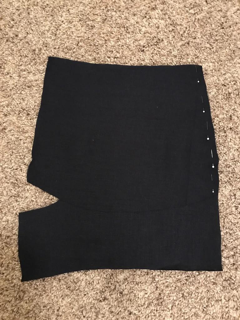 短裤一根布腰带的系法,短裤的一条裤带怎么系